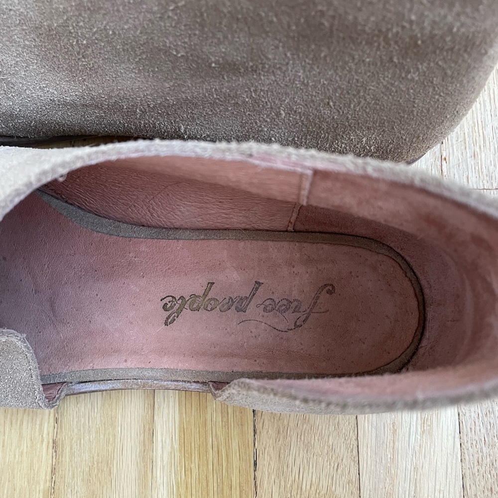 Free People Suede Royale Flats in Taupe - Picture 5 of 6